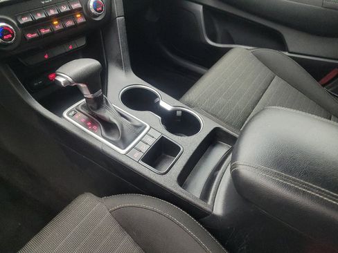Used 2021 Kia Sportage LX w/ LX AWD Popular Package image 26