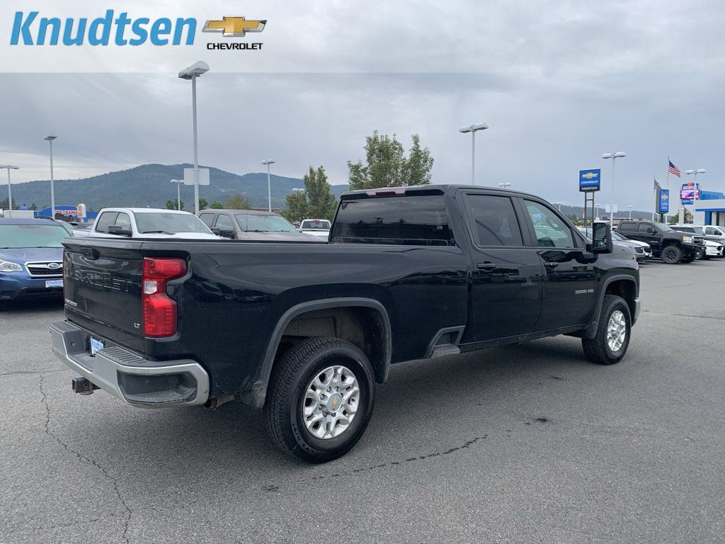 Used 2024 Chevrolet Silverado 3500 LT w/ Convenience Package AWD/4WD image 7