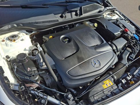 Used 2019 Mercedes-Benz CLA 250 4MATIC image 29