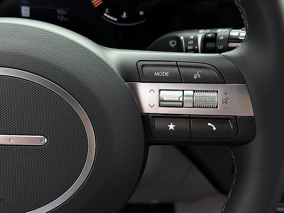 New 2027 Hyundai Kona SEL Sport FWD image 15