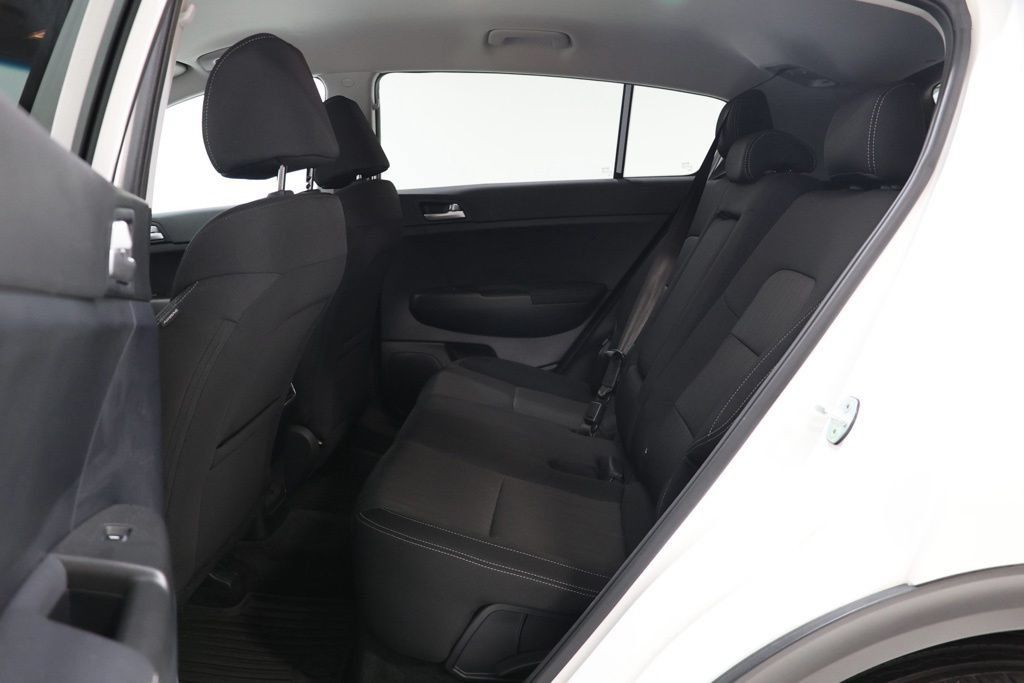 Used 2019 Kia Sportage LX AWD/4WD image 30