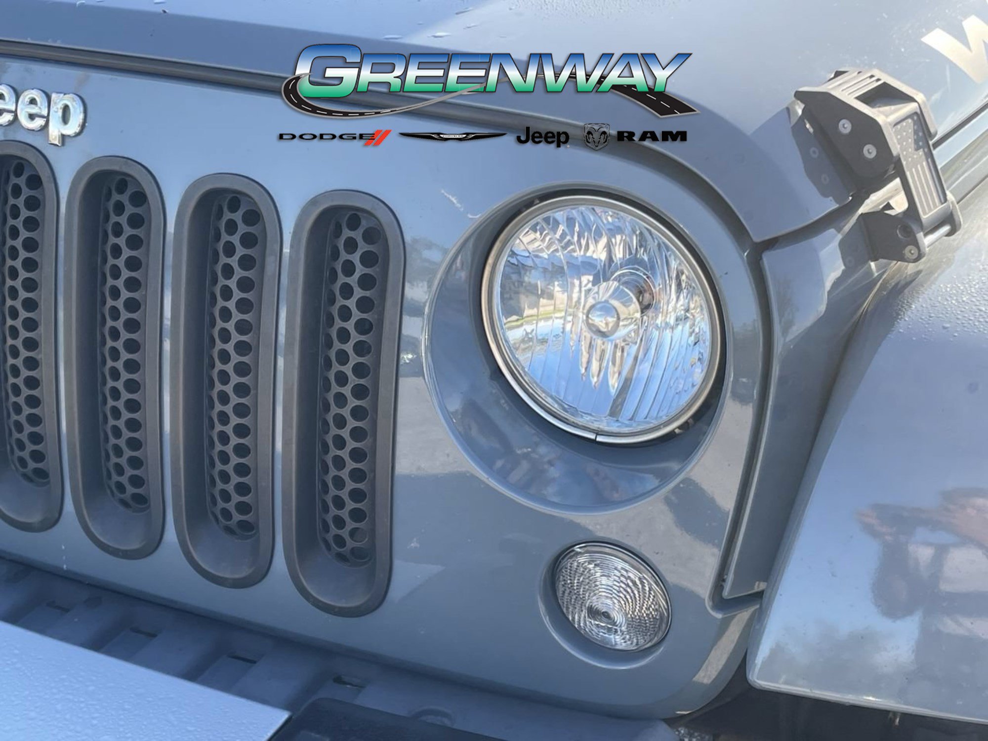 Used 2015 Jeep Wrangler Unlimited Sahara AWD/4WD image 6