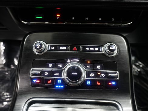 Used 2021 Lincoln Nautilus Reserve FWD image 24