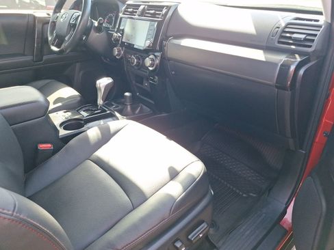 Used 2023 Toyota 4Runner TRD Off-Road Premium image 32