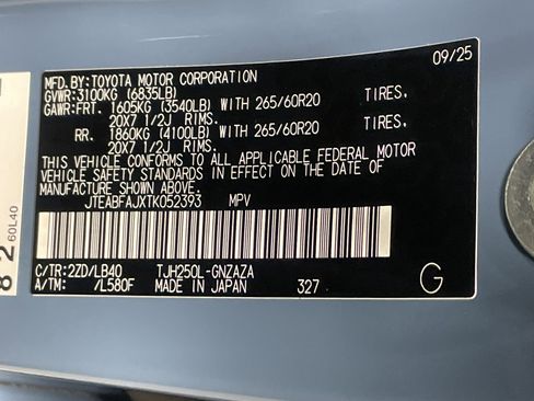 Used 2026 Toyota Land Cruiser w/ Premium Package image 36