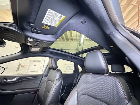 New 2026 Ford Escape ST-Line w/ Tech Pack #1 image 21