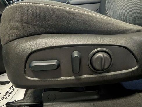 Used 2024 Chevrolet Blazer LT image 13