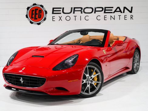 Used 2009 Ferrari California RWD image 4