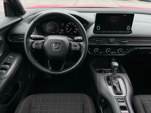 Certified 2025 Honda HR-V Sport image 11