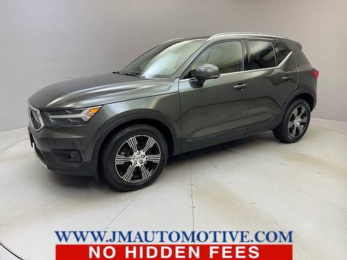 Used 2019 Volvo XC40 T5 Inscription AWD/4WD image 1