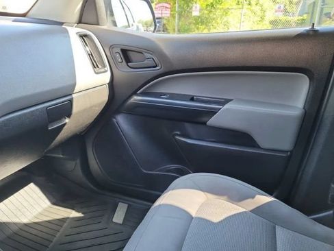 Used 2021 Chevrolet Colorado W/T w/ Custom Special Edition AWD/4WD image 21