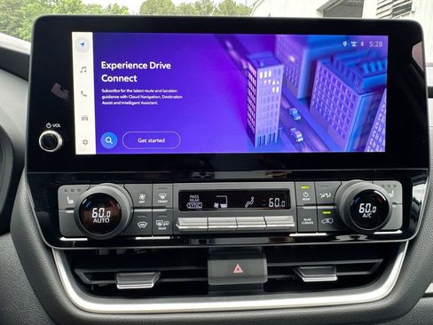 Used 2026 Toyota Grand Highlander AWD Hybrid image 27
