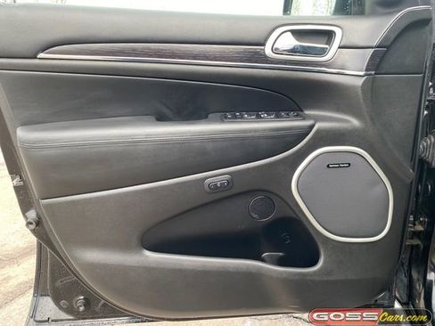 Used 2018 Jeep Grand Cherokee Summit w/ Platinum Series Group image 24