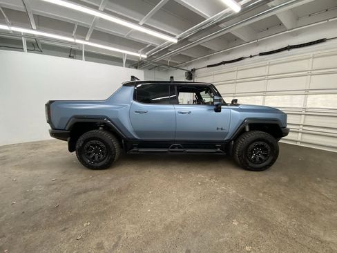 Used 2024 GMC Hummer EV 3X w/ Omega Edition image 7