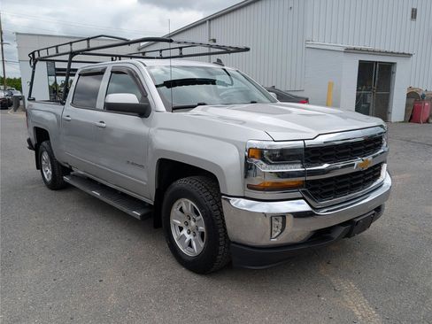 Used 2018 Chevrolet Silverado 1500 LT w/ All Star Edition AWD/4WD image 7