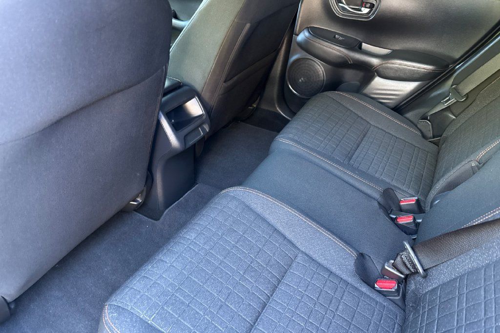 Used 2025 Honda HR-V Sport image 7