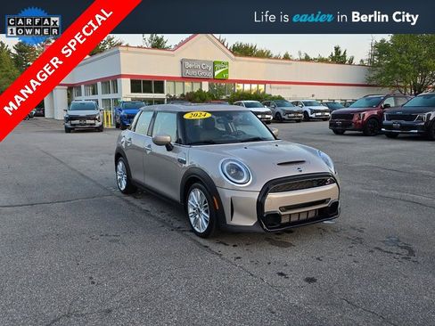 Used 2024 MINI Cooper S image 32
