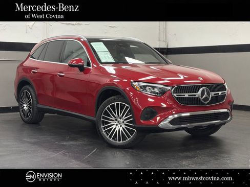 Certified 2026 Mercedes-Benz GLC 300 image 1