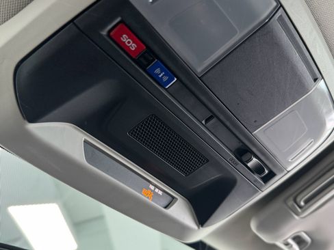 Used 2017 Subaru Impreza 2.0i Premium image 23