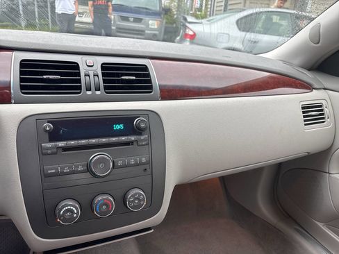 Used 2008 Buick Lucerne CX FWD image 17