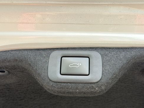 Used 2024 Lexus ES 350 w/ Premium Package FWD image 31