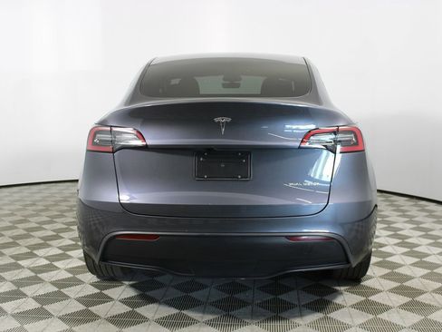 Used 2023 Tesla Model Y Long Range image 29