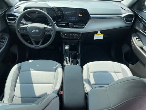 Used 2026 Chevrolet TrailBlazer LT w/ Midnight Edition FWD image 12