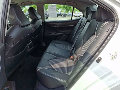 Used 2024 Toyota Camry SE FWD image 10