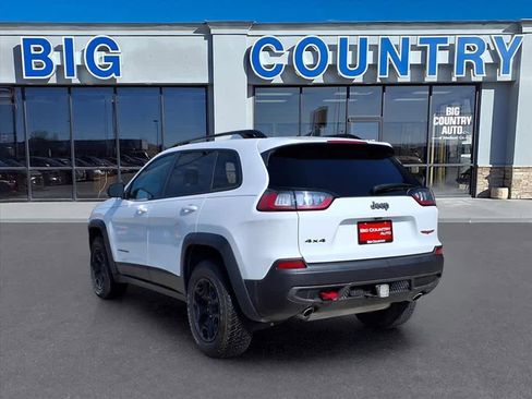 Used 2022 Jeep Cherokee Trailhawk w/ Comfort/Convenience Group AWD/4WD image 2