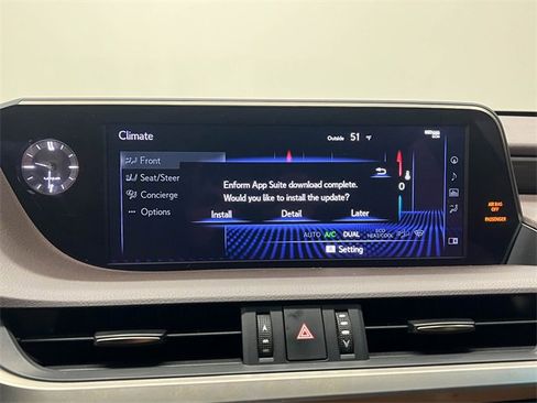 Used 2019 Lexus ES 300h image 19