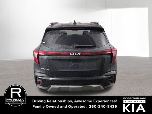 Certified 2025 Kia Seltos S image 8