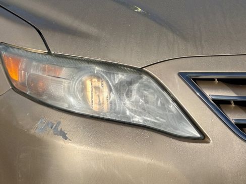 Used 2010 Toyota Camry XLE image 10