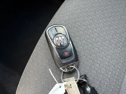 Used 2025 Buick Encore GX Preferred FWD image 38