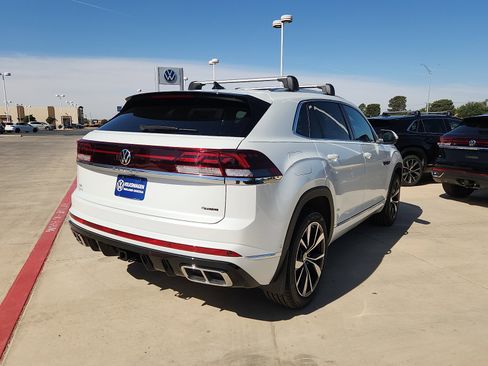 New 2026 Volkswagen Atlas Cross Sport SEL Premium R-Line AWD/4WD image 7