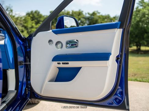 Used 2023 Rolls-Royce Ghost w/ Ghost Package image 72