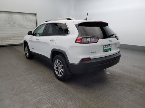 Used 2019 Jeep Cherokee Latitude Plus w/ Cold Weather Group AWD/4WD image 5