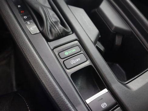 Certified 2025 Honda Accord SE image 50