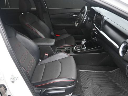 Certified 2023 Kia Forte GT FWD image 36