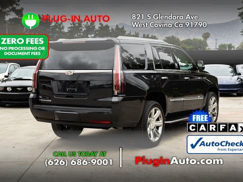 Used 2019 Cadillac Escalade Premium Luxury RWD image 6