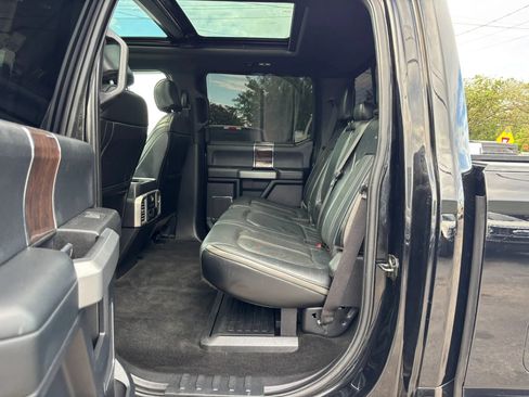 Used 2017 Ford F250 Platinum w/ Platinum Ultimate Package AWD/4WD image 22