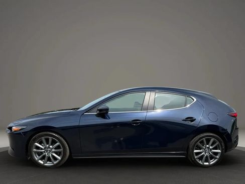 Used 2022 MAZDA MAZDA3 s FWD image 9