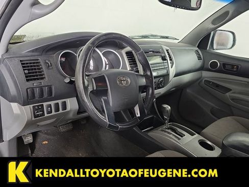 Used 2012 Toyota Tacoma PreRunner w/ SR5 Pkg image 3