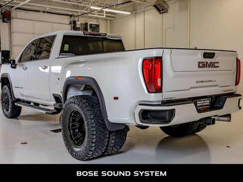 Used 2022 GMC Sierra 3500 Denali w/ Denali Ultimate Package AWD/4WD image 7