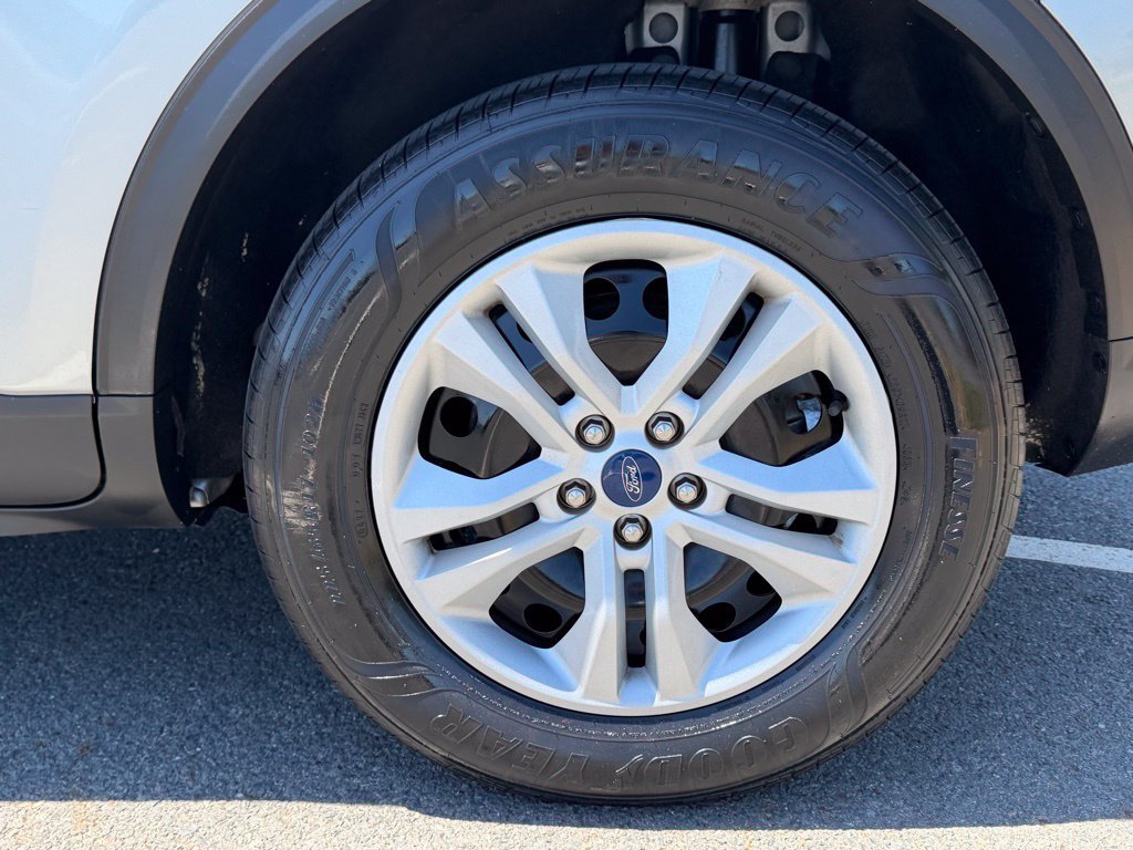 Used 2022 Ford Escape S AWD/4WD image 11