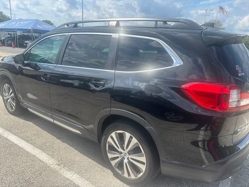 Used 2019 Subaru Ascent Limited AWD/4WD image 3