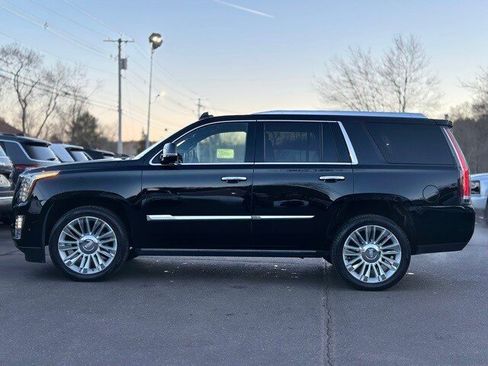 Used 2017 Cadillac Escalade Platinum image 2