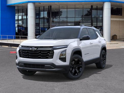 New 2026 Chevrolet Equinox LT w/ Convenience Package II image 6