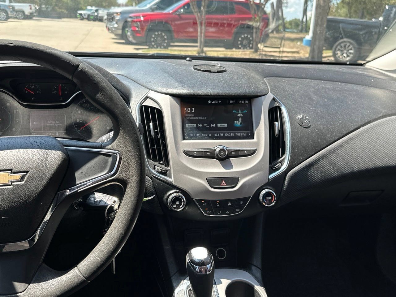 Used 2018 Chevrolet Cruze LS FWD image 17