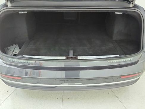 Used 2023 Lucid Air Touring image 14