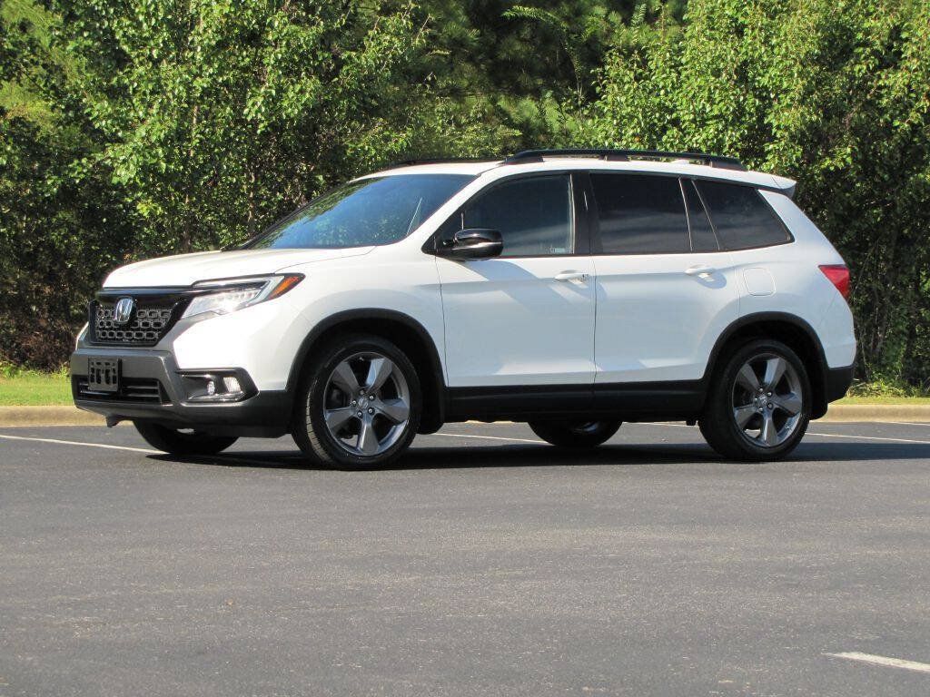 Used 2020 Honda Passport Touring image 3